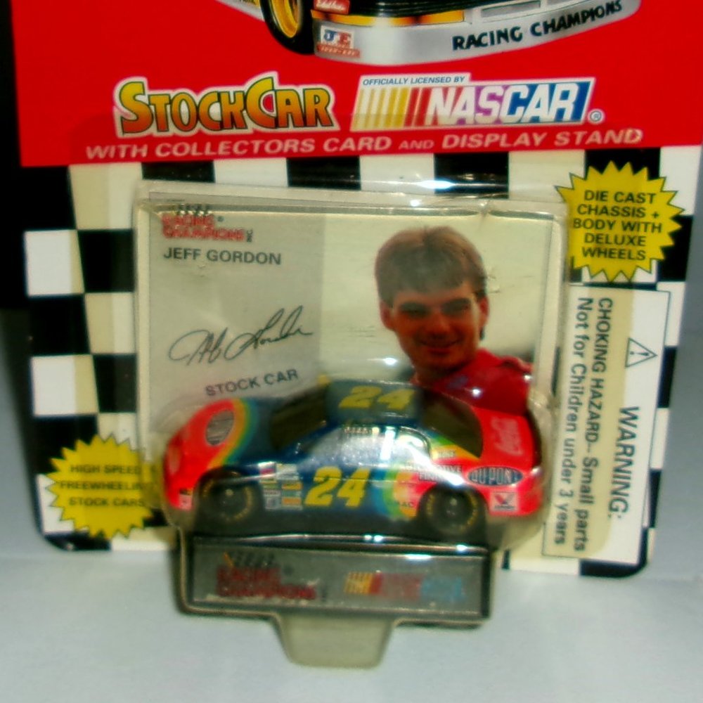 Vintage 1995 NASCAR Jeff Gordon Die Cast 1/64 Scale